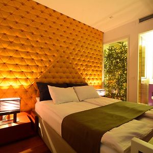 Boutique Rooms